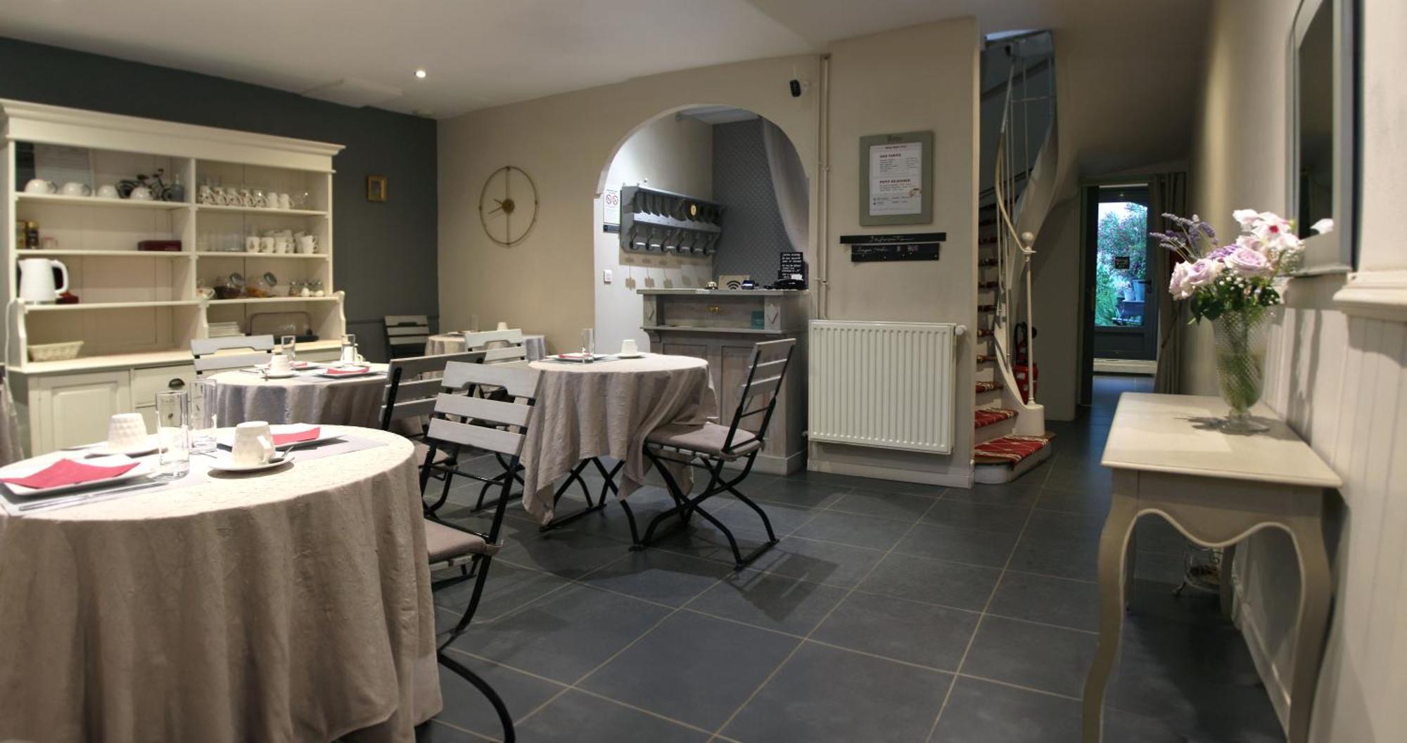 Hotel Saint Yves Nantes Esterno foto