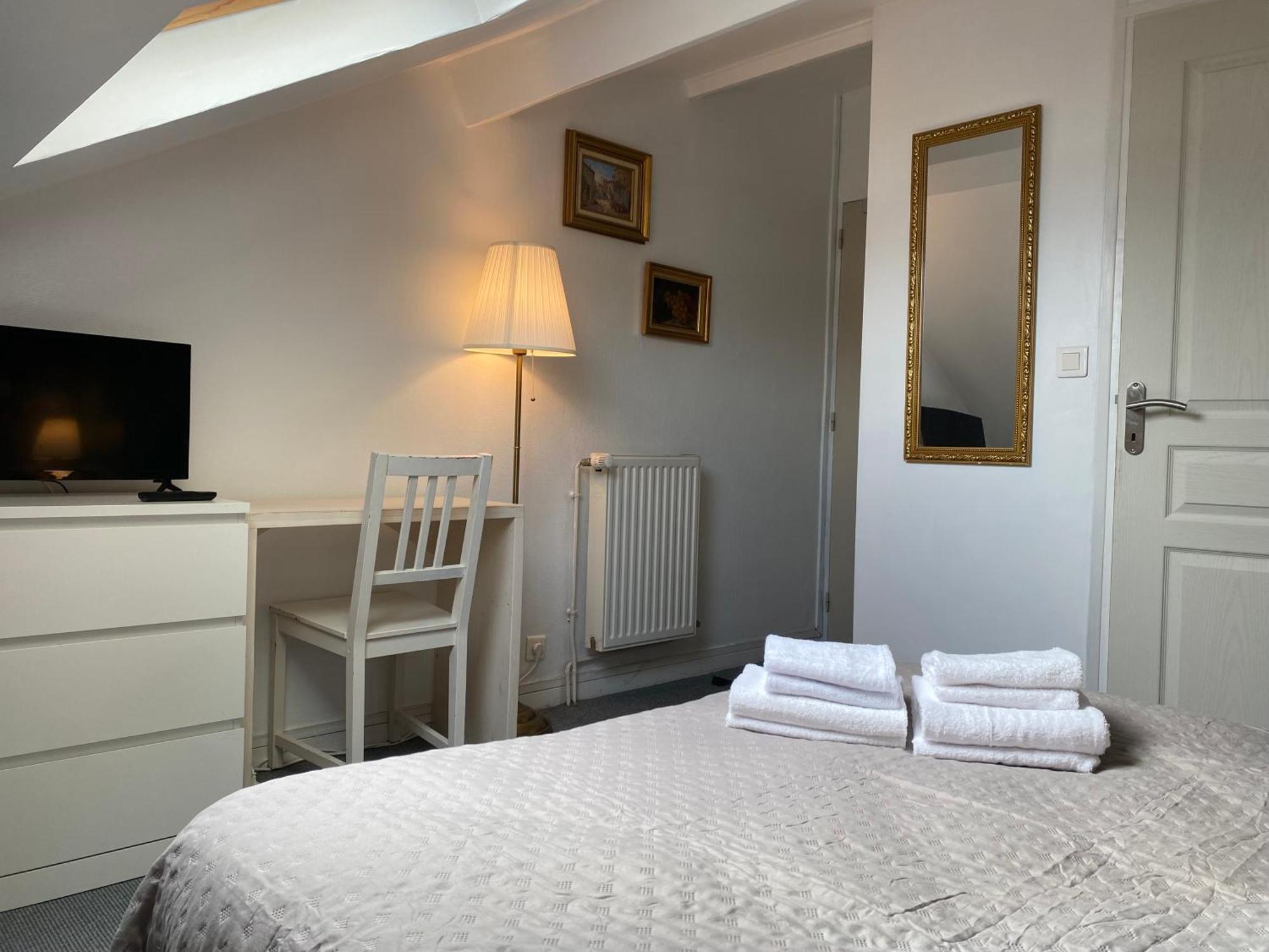 Hotel Saint Yves Nantes Esterno foto