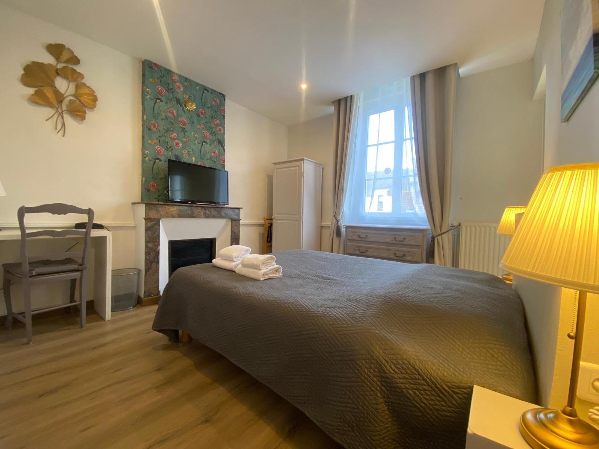 Hotel Saint Yves Nantes Esterno foto