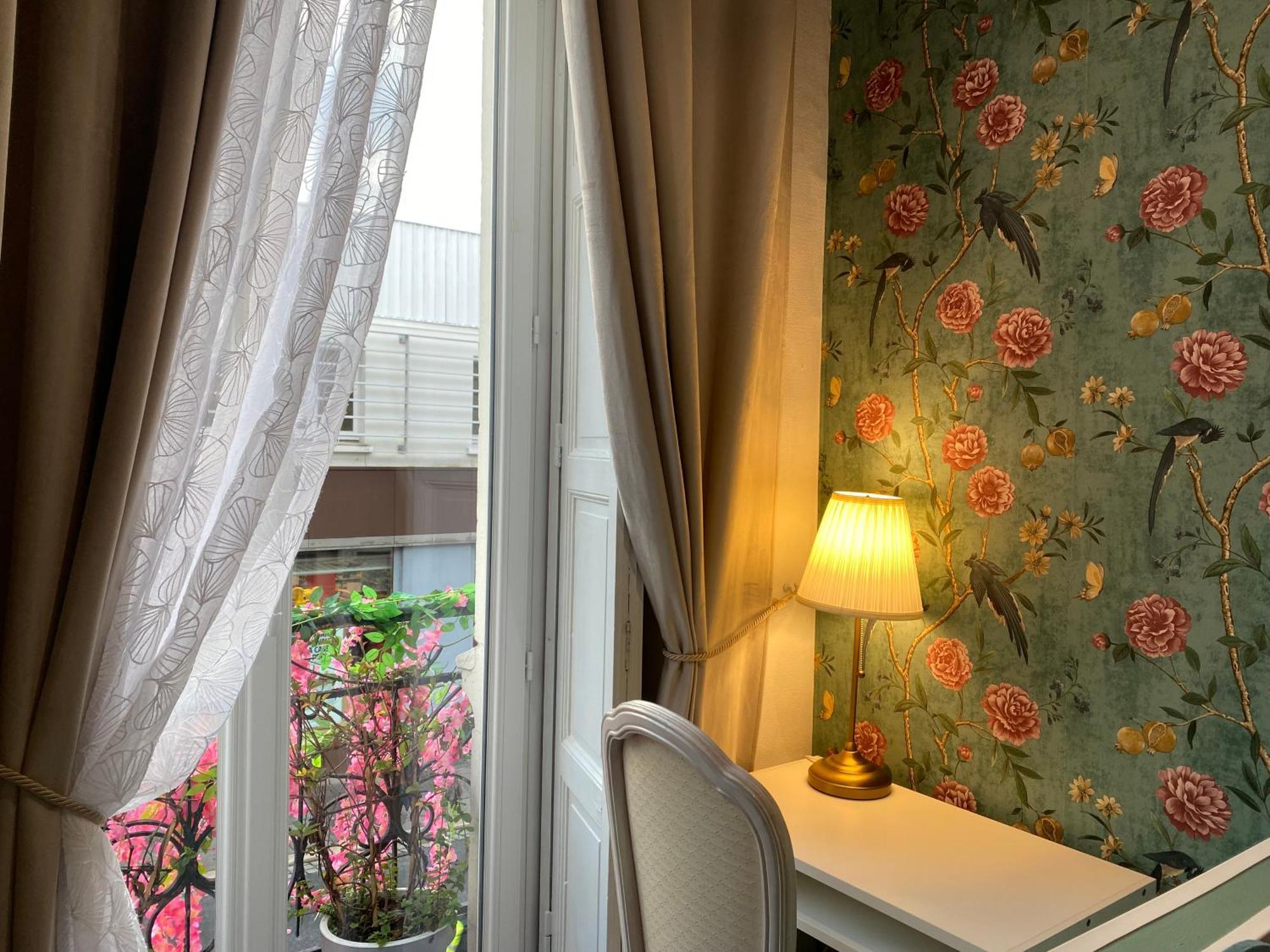 Hotel Saint Yves Nantes Esterno foto