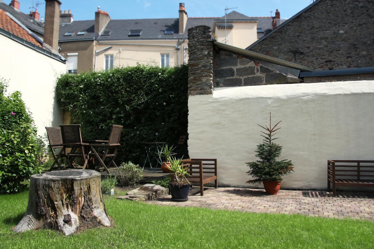 Hotel Saint Yves Nantes Esterno foto